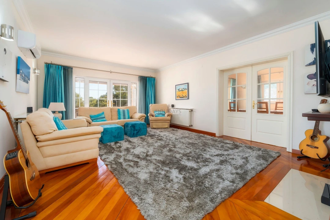 Moradia T4 para Venda em Boliqueime Foto 4