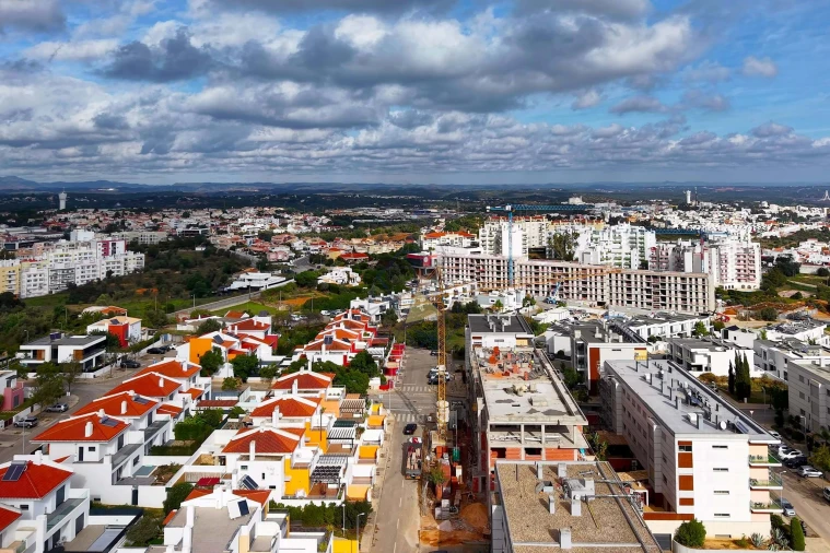 Apartamento T2 para Venda em Portimão Foto 22