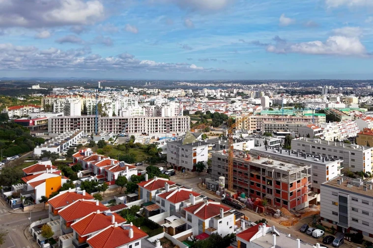 Apartamento T3 para Venda em Portimão Foto 18
