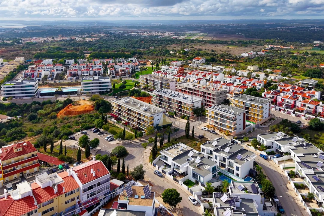 Apartamento T2 para Venda em Portimão Foto 24