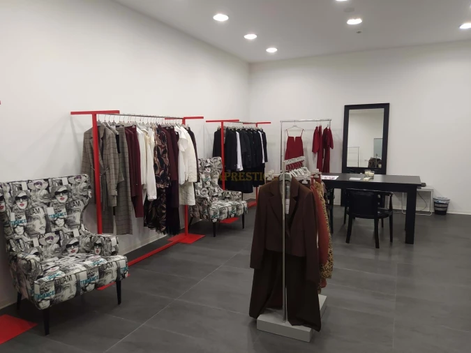 Negócio para Venda em São Domingos de Benfica Foto 2