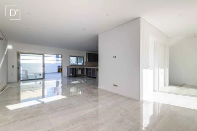 Moradia T3 para Venda em Olhão