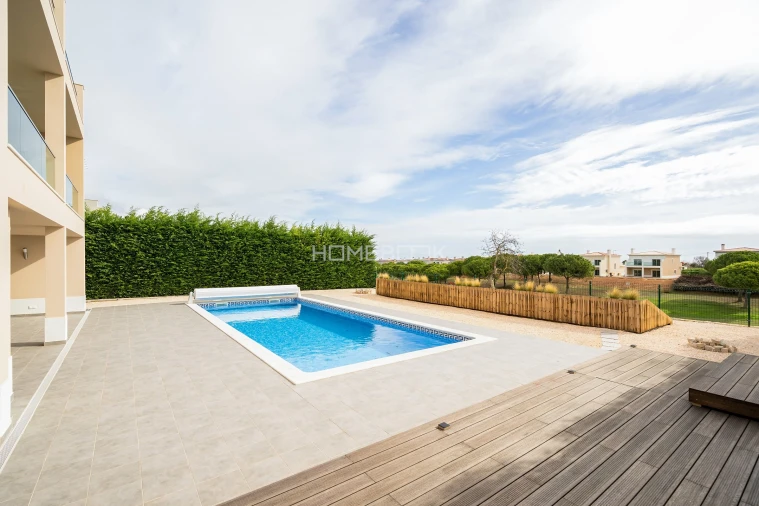 Moradia T5 para Venda em Lagos (São Sebastião e Santa Maria) Foto 4