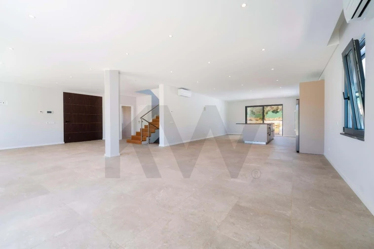 Moradia T4 para Venda em Loule (São Clemente) Foto 6