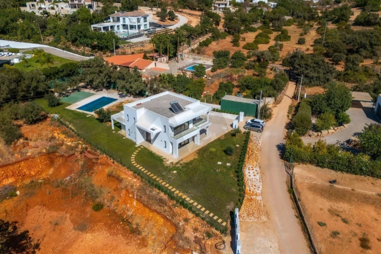 Moradia T4 para Venda em Loule (São Clemente) Foto 76