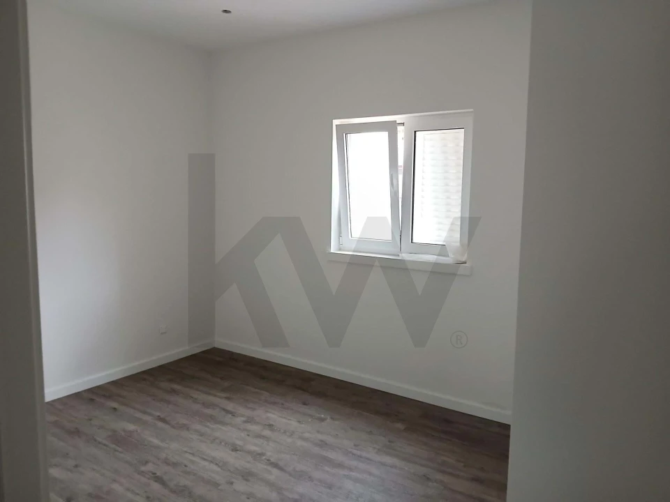 Apartamento T2 para Venda em Lagos (São Sebastião e Santa Maria) Foto 8