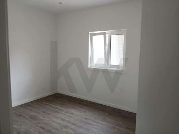 Apartamento T2 para Venda em Lagos (São Sebastião e Santa Maria)