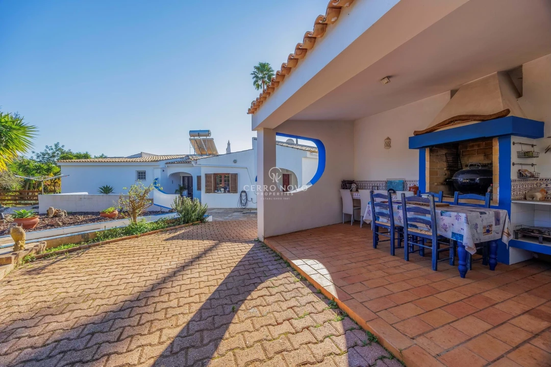Moradia T5 para Venda em Albufeira e Olhos de Água Foto 19
