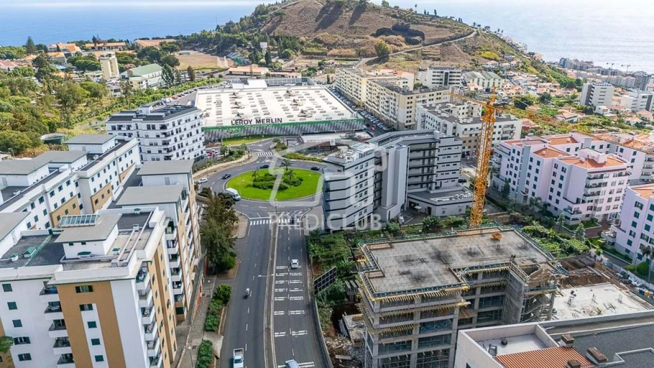 Apartamento T1 para Venda em São Martinho Foto 21