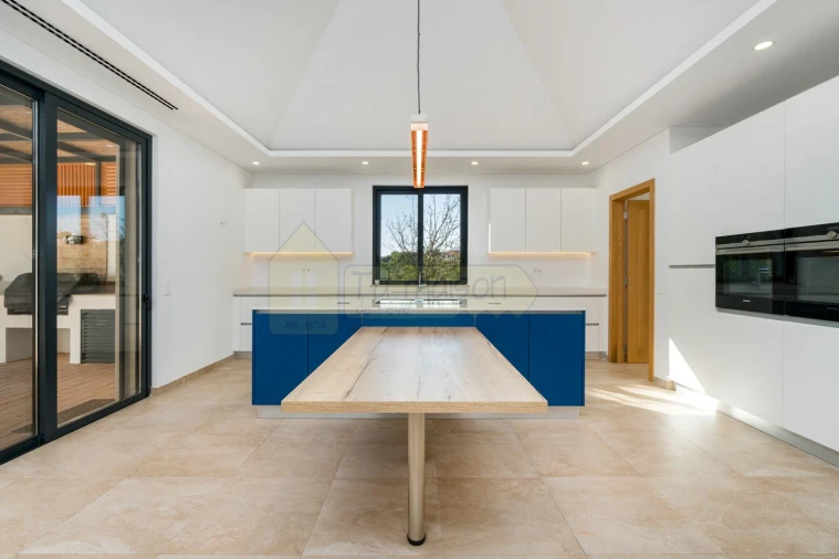 Moradia T4 para Venda em Loule (São Clemente) Foto 7