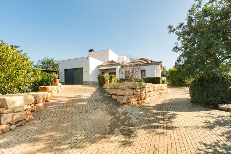 Moradia T4 para Venda em Loule (São Clemente) Foto 28