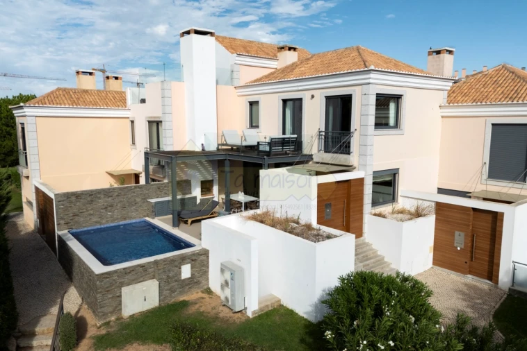 Moradia T3 para Venda em Almancil Foto 2