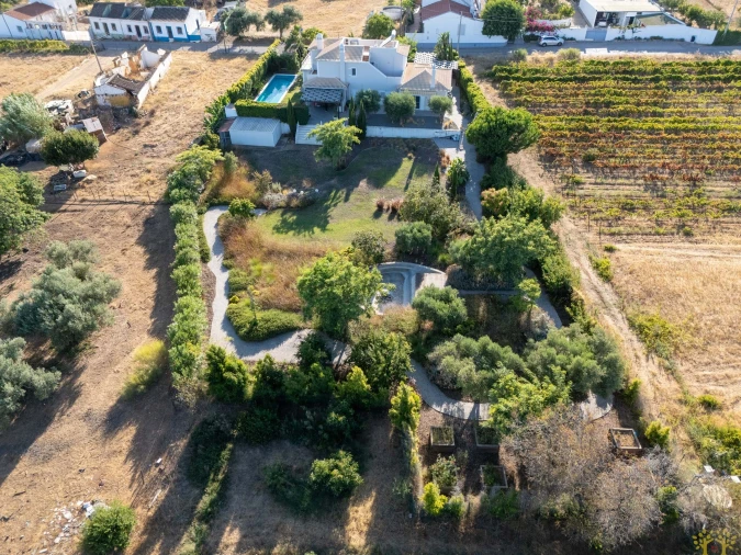 Moradia T5 para Venda em Vila Nova de Cacela Foto 3