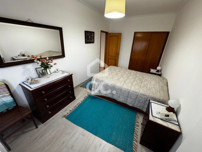 Apartamento T2 para Arrendamento em Loures Foto 9