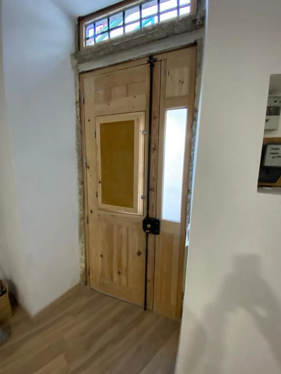 Apartamento T1 para Arrendamento em Santa Maria Maior Foto 2