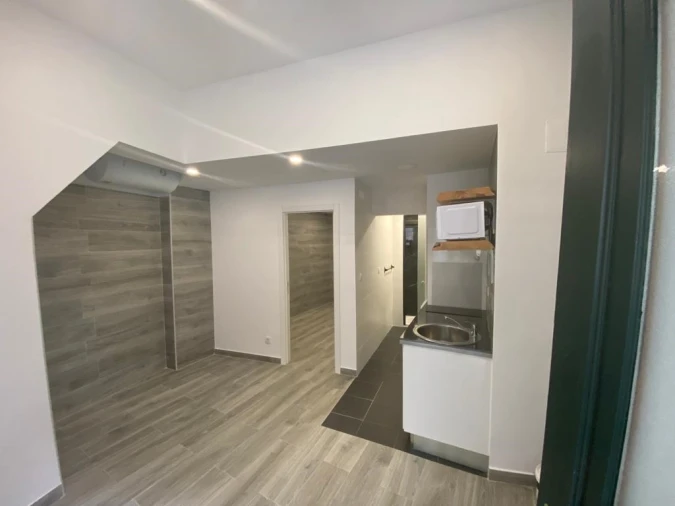 Apartamento T1 para Arrendamento em Santa Maria Maior Foto 1
