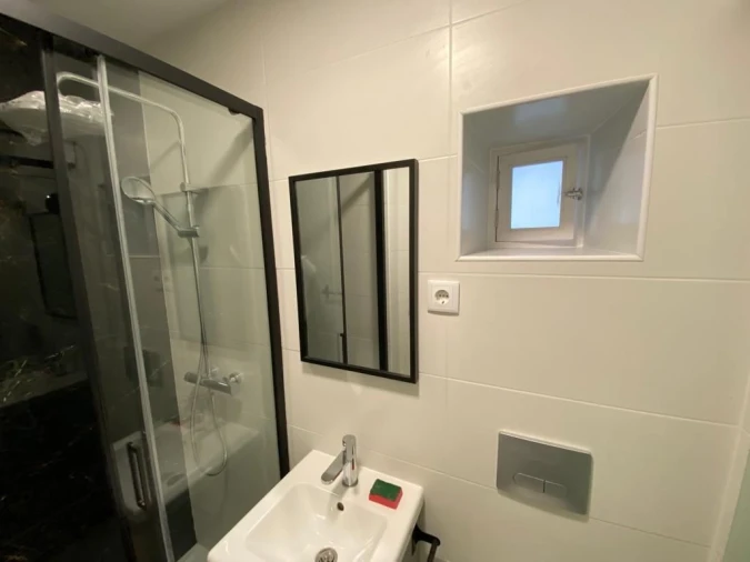 Apartamento T1 para Arrendamento em Santa Maria Maior Foto 6