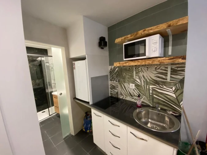 Apartamento T1 para Arrendamento em Santa Maria Maior Foto 8