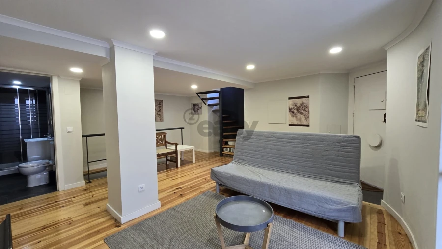 Apartamento T1 para Arrendamento em Arroios Foto 3