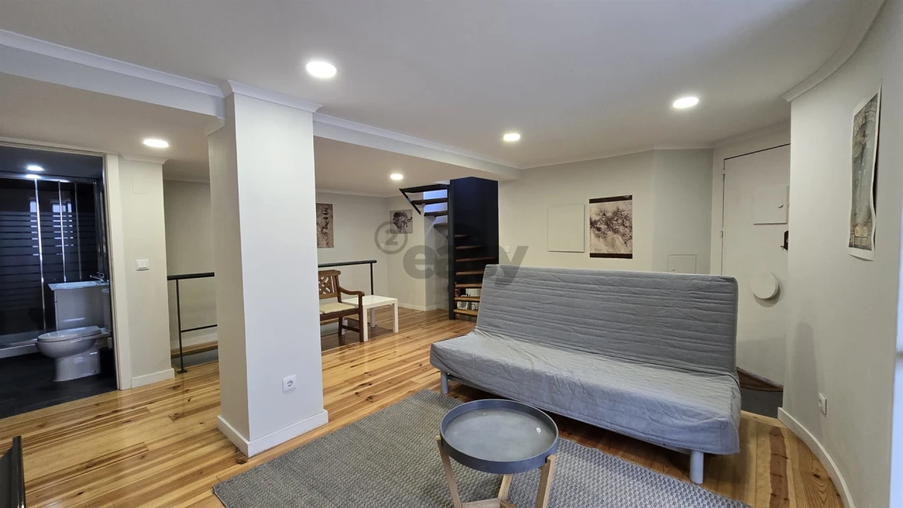Apartamento T1 para Arrendamento em Arroios Foto 3