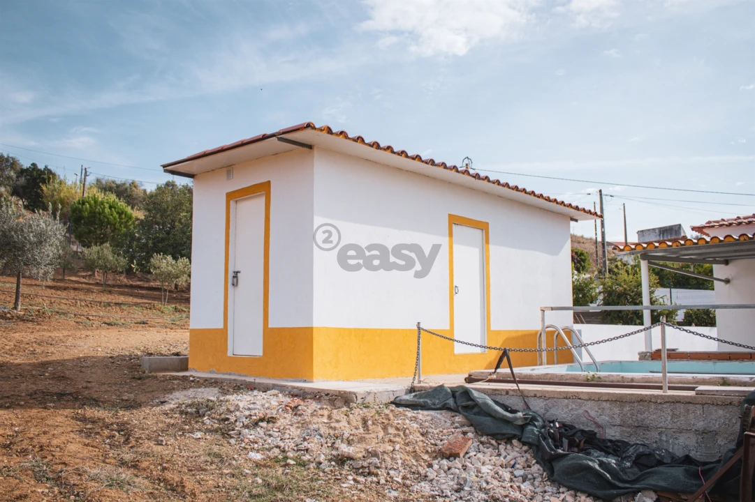 Moradia T2 para Venda em Selmes Foto 25