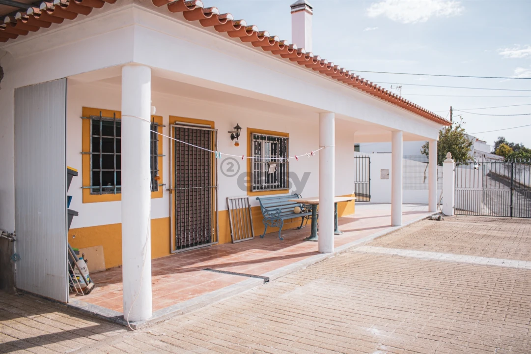 Moradia T2 para Venda em Selmes Foto 10