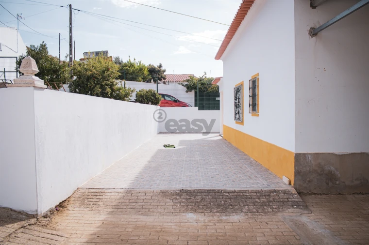 Moradia T2 para Venda em Selmes Foto 8