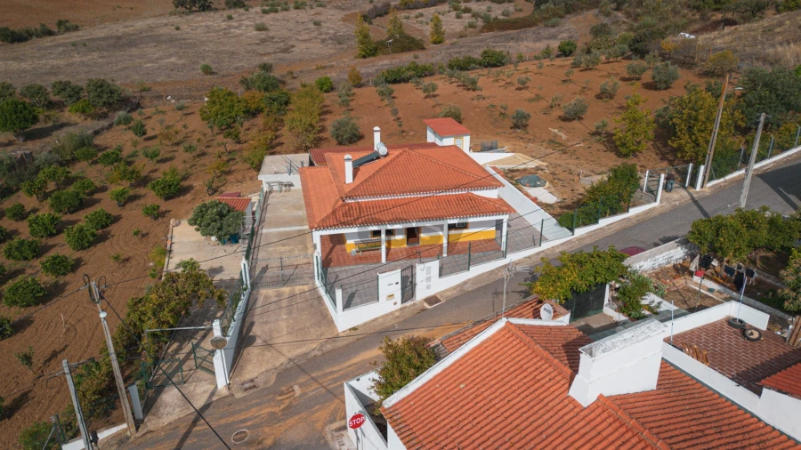 Moradia T2 para Venda em Selmes Foto 35