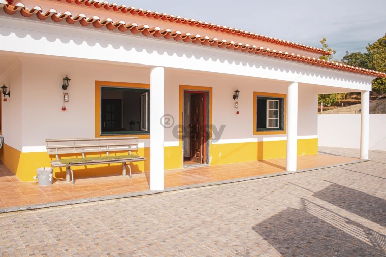 Moradia T2 para Venda em Selmes Foto 11