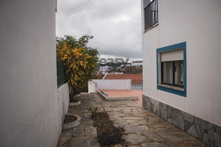 Moradia T4 para Venda em São Salvador e Santa Maria Foto 16