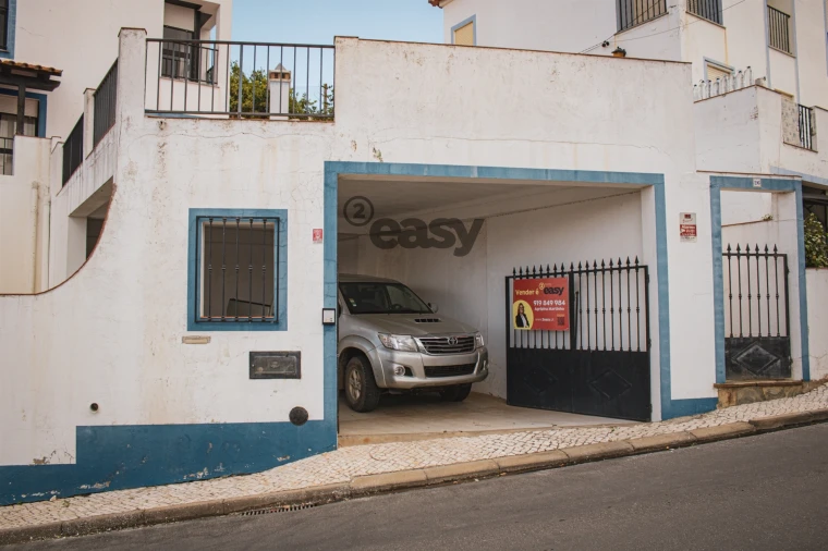 Moradia T4 para Venda em São Salvador e Santa Maria Foto 2