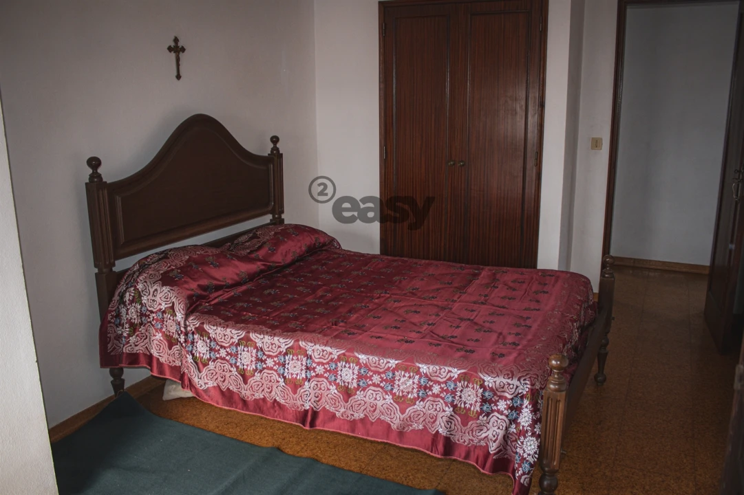 Moradia T4 para Venda em São Salvador e Santa Maria Foto 19