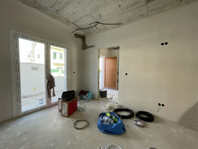 Moradia T4 para Venda em Pontinha e Famões Foto 12