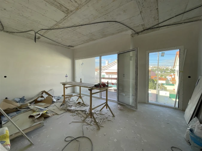 Moradia T4 para Venda em Pontinha e Famões Foto 15