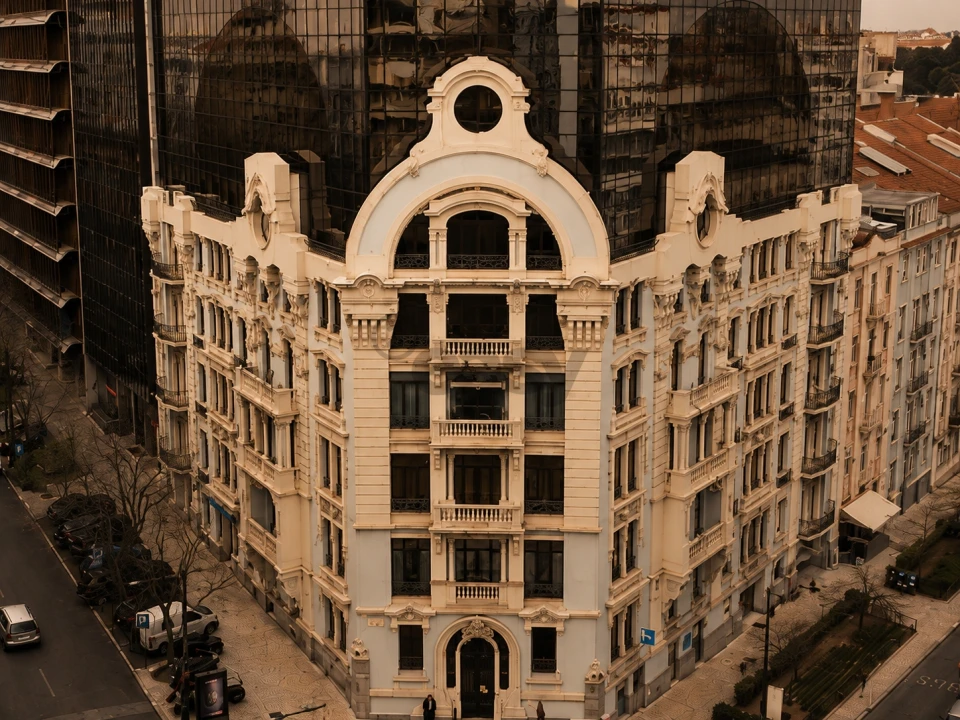 Apartamento T2 para Arrendamento em Santo António Foto 3
