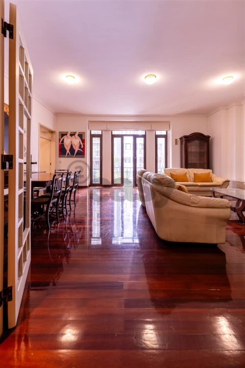 Apartamento T2 para Arrendamento em Santo António