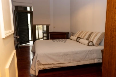 Apartamento T2 para Arrendamento em Santo António