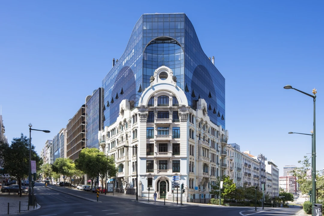Apartamento T2 para Arrendamento em Santo António Foto 4