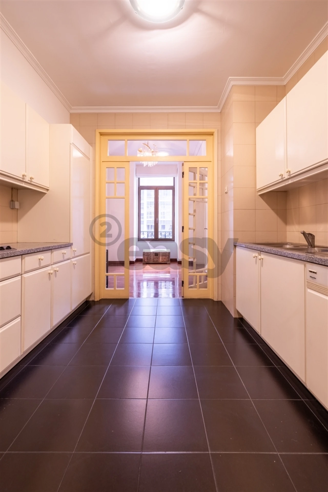 Apartamento T2 para Arrendamento em Santo António Foto 25