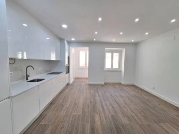 Apartamento T2 para Venda em Falagueira-Venda Nova