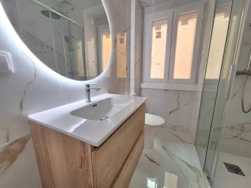 Apartamento T2 para Venda em Falagueira-Venda Nova