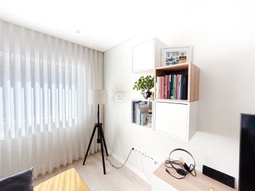 Apartamento T2 para Venda em Póvoa de Varzim, Beiriz e Argivai