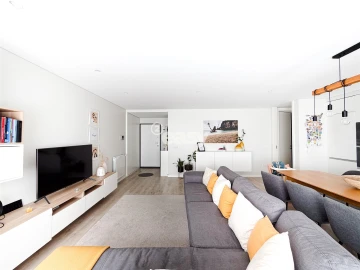Apartamento T2 para Venda em Póvoa de Varzim, Beiriz e Argivai