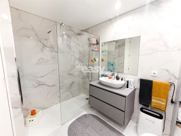 Apartamento T2 para Venda em Póvoa de Varzim, Beiriz e Argivai