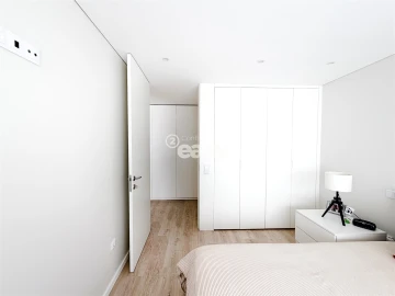 Apartamento T2 para Venda em Póvoa de Varzim, Beiriz e Argivai