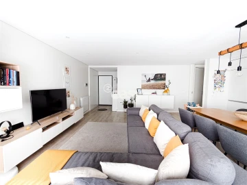 Apartamento T2 para Venda em Póvoa de Varzim, Beiriz e Argivai