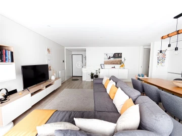 Apartamento T2 para Venda em Póvoa de Varzim, Beiriz e Argivai