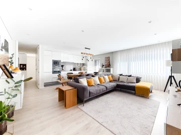Apartamento T2 para Venda em Póvoa de Varzim, Beiriz e Argivai