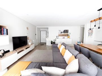 Apartamento T2 para Venda em Póvoa de Varzim, Beiriz e Argivai