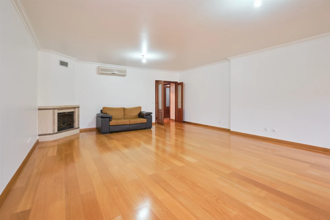 Apartamento T4 para Venda em Santiago do Cacém, Santa Cruz e São Bartolomeu da Serra Foto 10